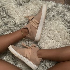 Steve Madden Lancer Sneaker!